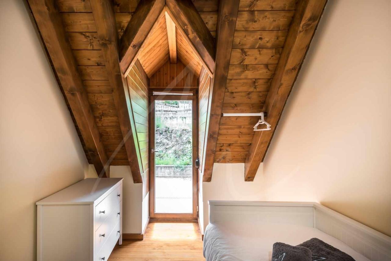 Casa Artiga De Lin By Seamount Rentals Les Bordes Eksteriør billede